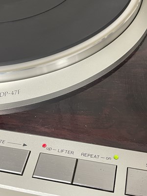 Lot 29 - DENON DP-47F DIRECT DRIVE TURNTABLE