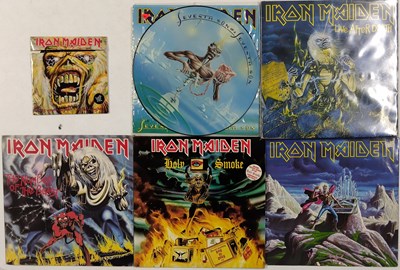 Lot 1239 - IRON MAIDEN - LP / 12" / 7" PACK