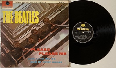 Lot 869 - THE BEATLES - PLEASE PLEASE ME LP COLLECTORS PACK (WITH 3RD MONO)