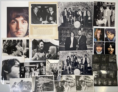 Lot 206 - THE BEATLES - PRESS PHOTO COLLECTION.