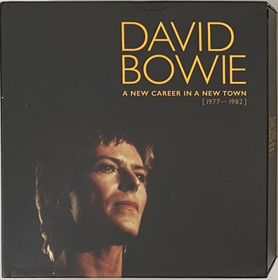 Lot 263 - DAVID BOWIE - A NEW CAREER IN A NEW TOWN [1977-1982] - LIMITED EDITION LP BOX SET (DBXL 3)