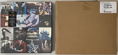 Lot 265 - U2 - BOX SETS