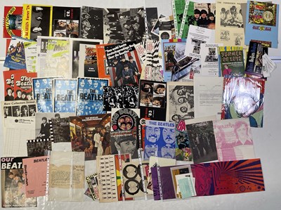 Lot 125 - THE BEATLES - MEMORABILIA INC PRESS/PROMOTIONAL/FANCLUB ITEMS.