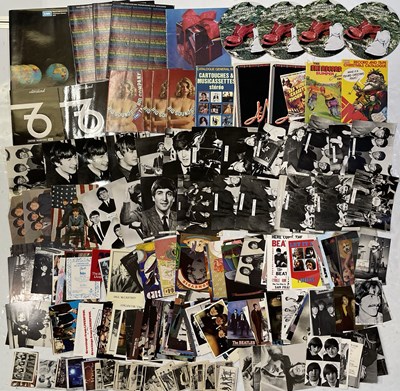 Lot 128 - THE BEATLES - LARGE COLLECTION OF ORIGINAL POSTCARDS.