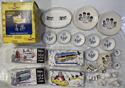 Lot 135 - THE BEATLES - COLLECTABLES INC CORGI.