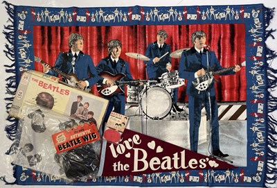 Lot 136 - THE BEATLES - COLLECTABLES INC 'FLIP YOUR WIG' GAME.