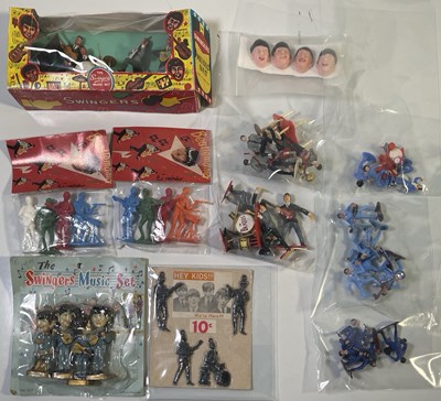 Lot 138 - THE BEATLES - FIGURINES INC EMIROBER IN ORIGINAL PACKETS.