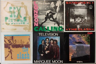Lot 246 - PUNK & WAVE - LP CLASSICS