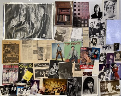 Lot 149 - THE BEATLES - MEMORABILIA COLLECTION INC STAR CLUB.