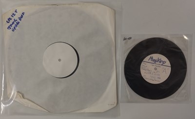 Lot 336 - THE JESUS AND MARY CHAIN - UPSIDE DOWN 12"/ 7" (WHITE LABEL TEST PRESSING PACK - CRE 012)