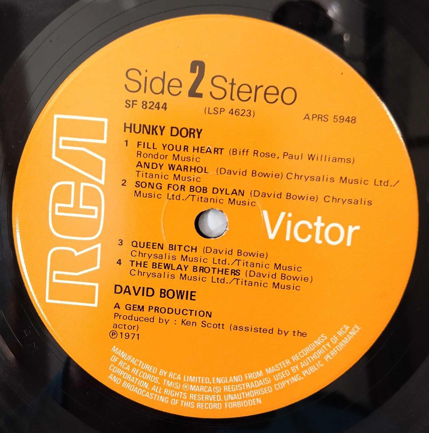 Lot 385 - DAVID BOWIE - HUNKY DORY LP (SF 8244 - FIRST