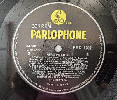 Lot 22 - THE BEATLES - PLEASE PLEASE ME LP (PMC 1202 - MONO 5TH PRESSING - Ex+/Ex+)