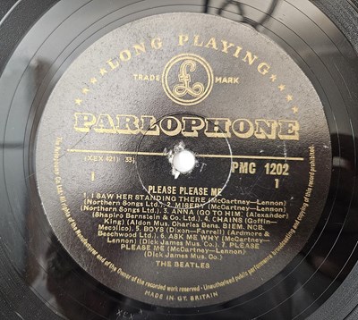 Lot 25 - THE BEATLES - PLEASE PLEASE ME LP (2ND UK BLACK & GOLD MONO COPY - PMC 1202)