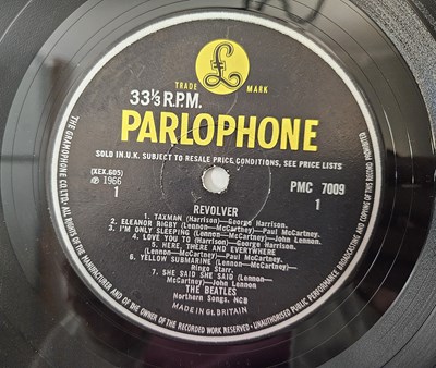 Lot 44 - THE BEATLES - REVOLVER LP (ORIGINAL UK MONO WITHDRAWN 606-1 MIX - PARLOPHONE - PMC 7009)