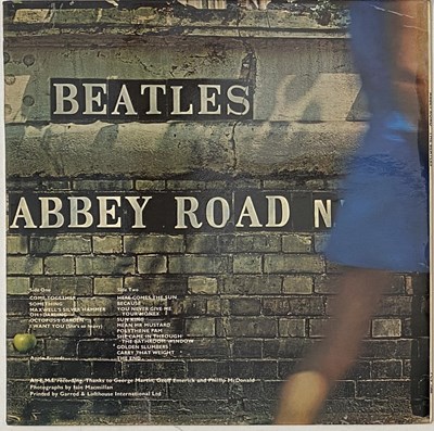 Lot 46 - THE BEATLES - ABBEY ROAD LP (UK STEREO - MISALIGNED APPLE SLEEVE - PCS 7088)