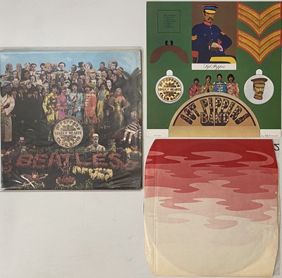 Lot 47 - THE BEATLES - RUBBER SOUL/ SGT PEPPERS LP PACK (WIDE SPINE PEPPERS)