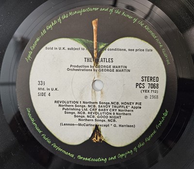 Lot 33 - THE BEATLES - WHITE ALBUM (EARLY UK STEREO COPY - PCS 7067/8 - Ex/Ex/Ex)