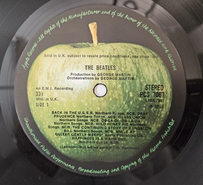 Lot 33 - THE BEATLES - WHITE ALBUM (EARLY UK STEREO COPY - PCS 7067/8 - Ex/Ex/Ex)