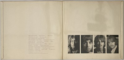 Lot 36 - THE BEATLES - WHITE ALBUM LP (EARLY UK STEREO COPY - PCS 7067/8 - VG+/VG+/Ex - FOUR SPACERS)