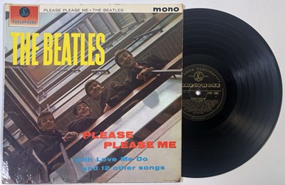 Lot 85 - THE BEATLES - PLEASE PLEASE ME LP (1ST UK BLACK AND GOLD - PMC 1202)