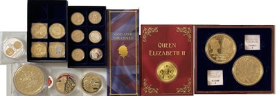 Lot 16 - WINDSOR MINT ETC - COLLECTABLE COIN SETS.