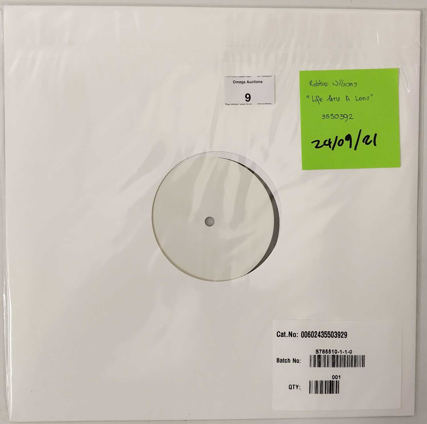 Lot 9 - ROBBIE WILLIAMS - LIFE THRU A LENS WHITE LABEL TEST PRESSING LP