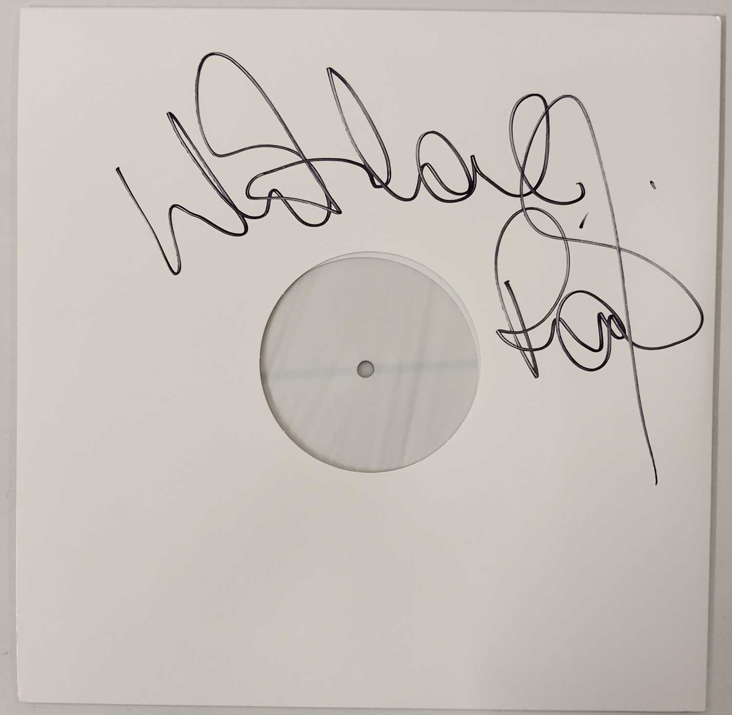 Lot 115 - ROBBIE WILLIAMS - LIFE THRU A LENS SIGNED WHITE LABEL TEST PRESSING LP