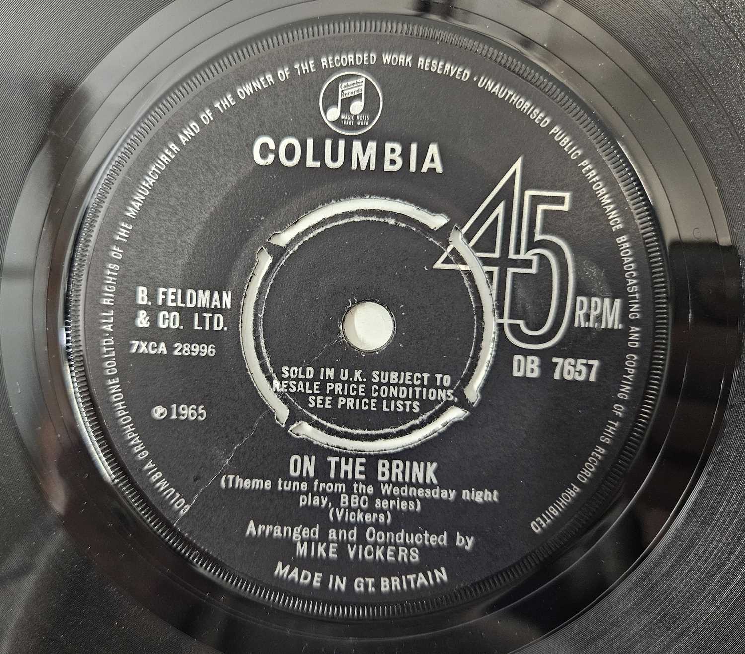 Lot 12 - MIKE VICKERS - ON THE BRINK 7" (DB 7657 - ORIGINAL PRESSING)