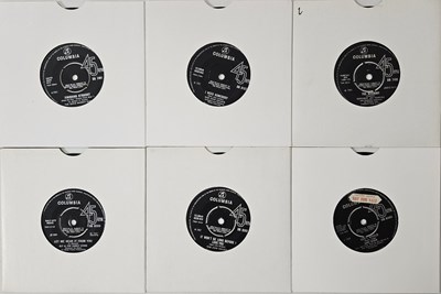 Lot 15 - R & B - 7" PACK