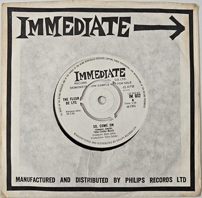 Lot 25 - THE FLEUR DE LYS - CIRCLES 7" (DEMO - IM 032 - ORIGINAL PRESSING)