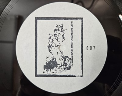 Lot 19 - DAVID BOWIE - ICE ON THE CAGES ACETATE (TMOQ JAPAN)