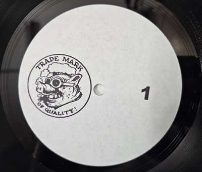 Lot 19 - DAVID BOWIE - ICE ON THE CAGES ACETATE (TMOQ JAPAN)