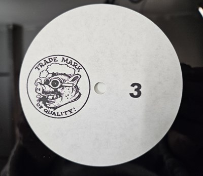 Lot 20 - DAVID BOWIE - ZIGGY PLAYED GUITAR ACETATE (TMOQ JAPAN)