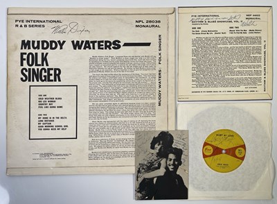 Lot 475 - BLUES / R&B - WILLIE DIXON / LITTLE WALTER / CHARLIE AND INEZ FOXX SIGNED RECORDS.