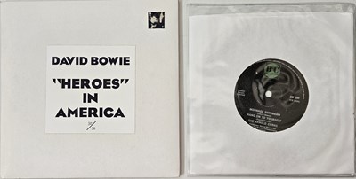 Lot 26 - DAVID BOWIE - PRIVATE PRESSINGS - 7" COLLECTION