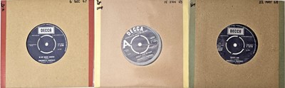 Lot 147 - TINKERBELLS FAIRYDUST - 7" RARITIES PACK