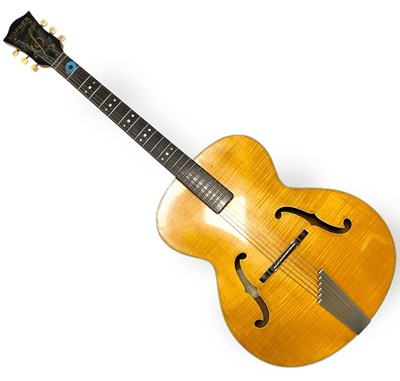 Lot 43 - 1962 HOFNER SENATOR - BLONDE.
