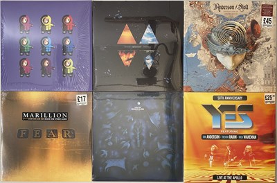 Lot 124 - MARILLION, YES, AND RELATED LP PACK