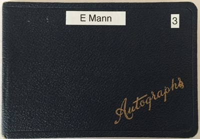 Lot 77 - AUTOGRAPH BOOK WITH STARS OF STAGE AND SCREEN - MAX BYGRAVES / JULIE ANDREWS.