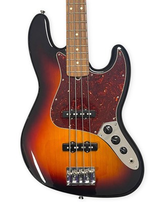 Lot 389 - 2015 FENDER AMERICAN STANDARD JAZZ BASS.