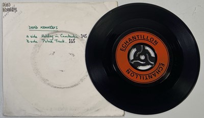 Lot 37 - DEAD KENNEDYS - TOO DRUNK.../HOLIDAY IN CAMBODIA 7" (ORIGINAL UK TEST PRESSINGS)