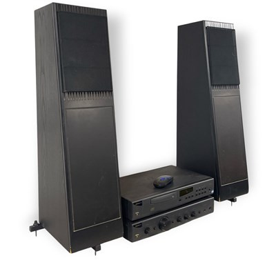 Lot 25 - ARCAM ALPHA 8 SEPARATES & REGA ELA FLOORSTANDING SPEAKERS.