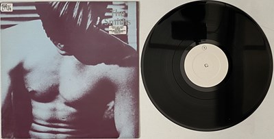 Lot 119 - THE SMITHS - THE SMITHS LP (ORIGINAL UK WHITE LABEL TEST PRESSING - ROUGH 61)