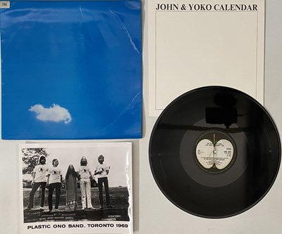 Lot 121 - THE PLASTIC ONO BAND - LIVE PEACE IN TORONTO 1969 LP (COMPLETE UK ORIGINAL)