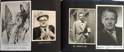 Lot 95 - AUTOGRAPHED PHOTOGRAPHS - INC UNSEEN PRIVATE PHOTO OF JULIE ANDREWS.