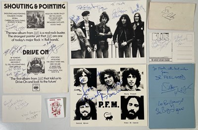 Lot 327 - 1970S AUTOGRAPH COLLECTION INC DR FEELGOOD / HAWKWIND / MOTT.