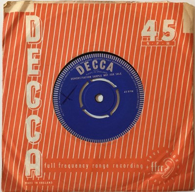 Lot 142 - THE ROLLING STONES - (I CAN'T GET NO) SATISFACTION/TUAWCPM - UK 7" TEST PRESSING (FOR EXPORT)