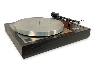 Lot 384 - LINN SONDEK LP12 TURNTABLE.