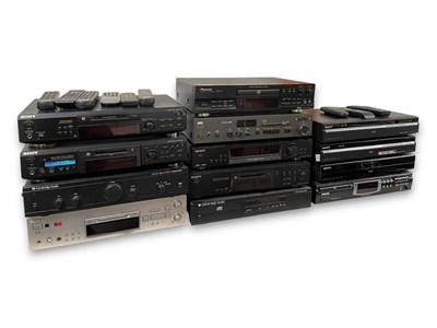 Lot 34 - HIFI EQUIPMENT (CAMBRIDGE, SONY, NAD).