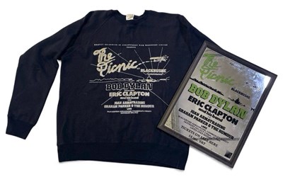 Lot 396 - BOB DYLAN - BLACKBUSHE PROMOTIONAL MIRROR AND CONCERT SWEATSHIRT.
